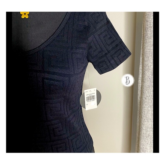 Seamless Ribbed Greek Key Short Sleeve Top, Gucci Knock-Off, M, L, XL - Picture 6 of 12